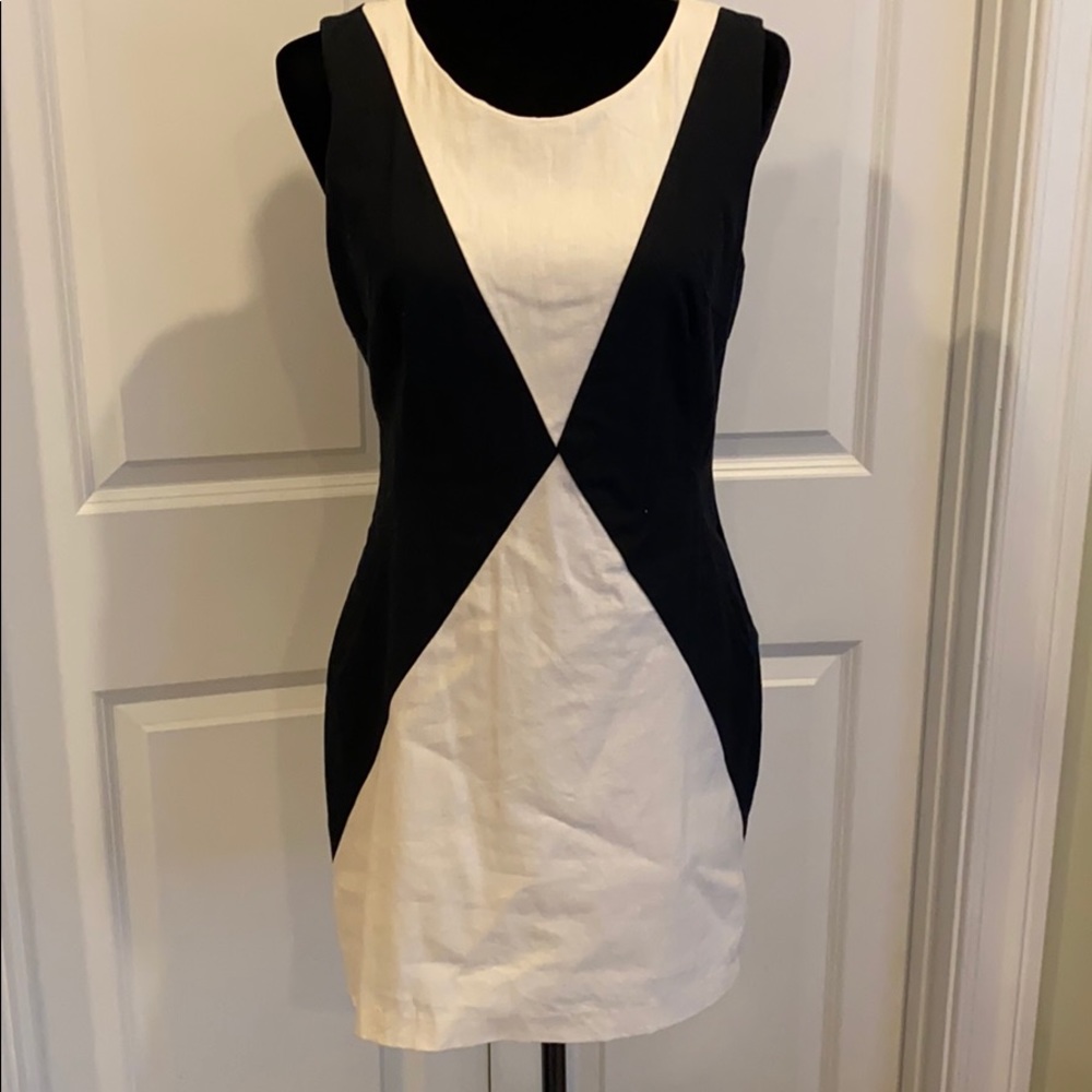 Forever 21 black and white dress